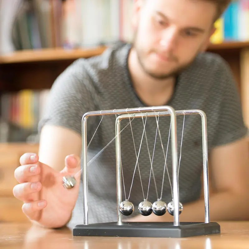 Newton's Cradle Physics and Momentum Desk Accessory